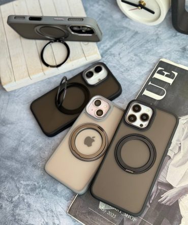 قاب مگ‌سیف دار با استند برند Q Series از نمای دور
