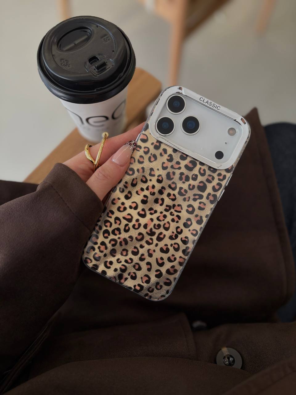 قاب پلنگی لنز کلاسیک (آیفون)