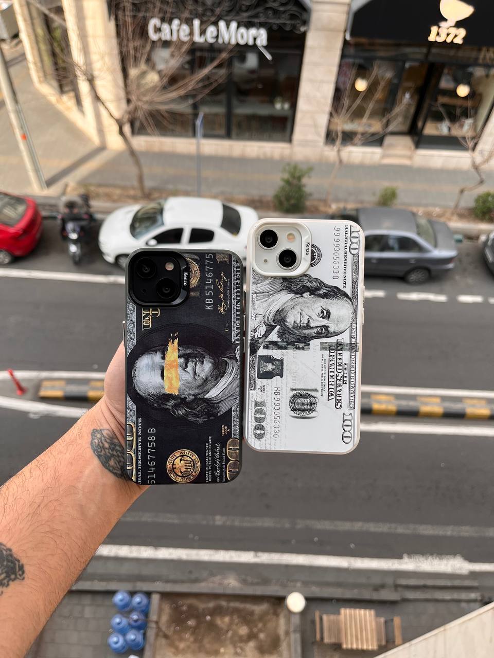 قاب طرح دلار (آیفون)